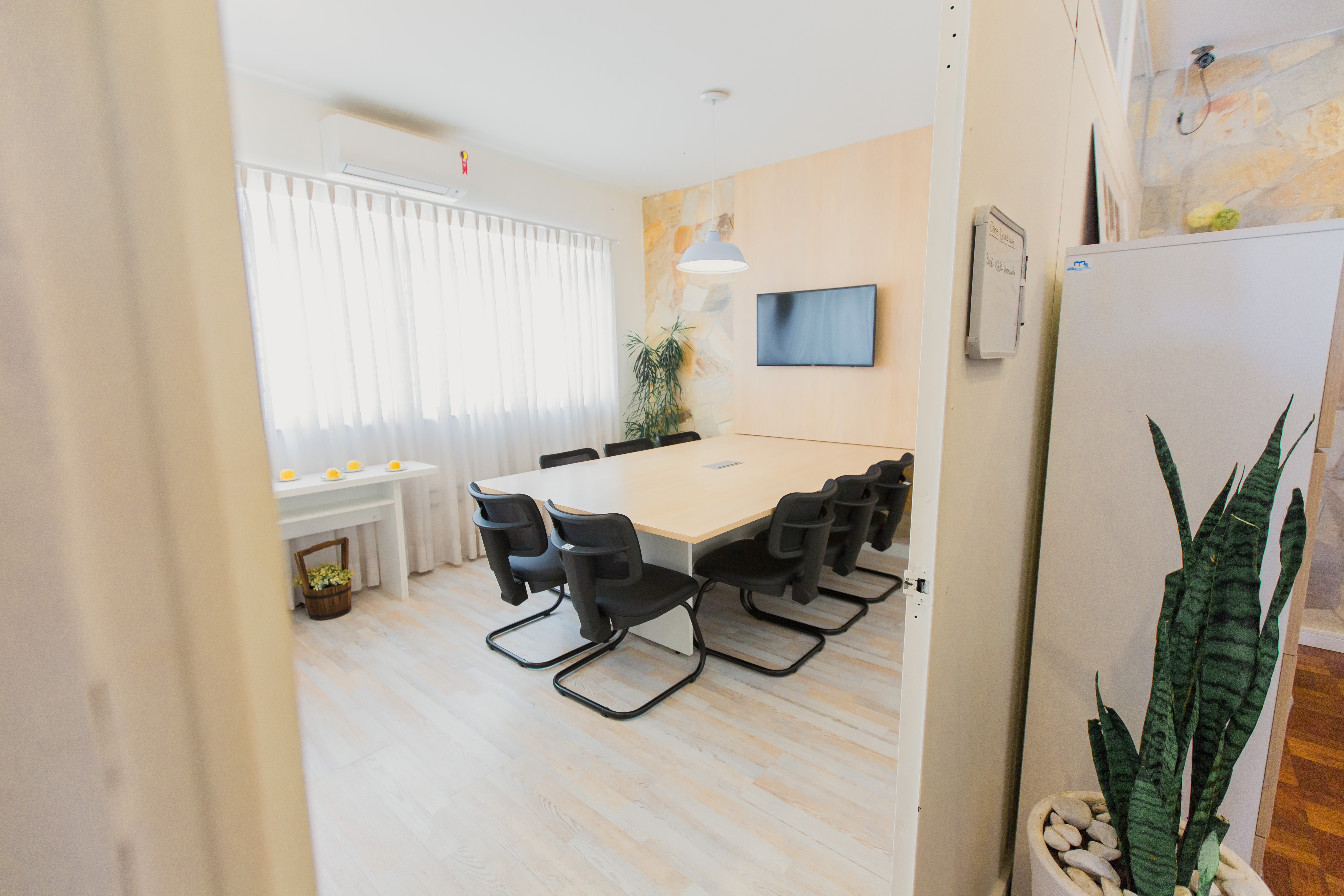 Photo of the room Oasis Desert  Lake — L'Oasi Coworking (2/12)