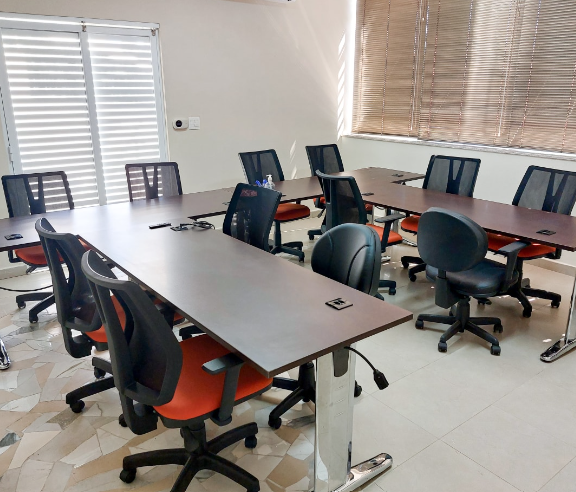 Foto da sala Escritório privativo para 10 posições · 20 a 30 m² em Morumbi, Piracicaba (3/3)