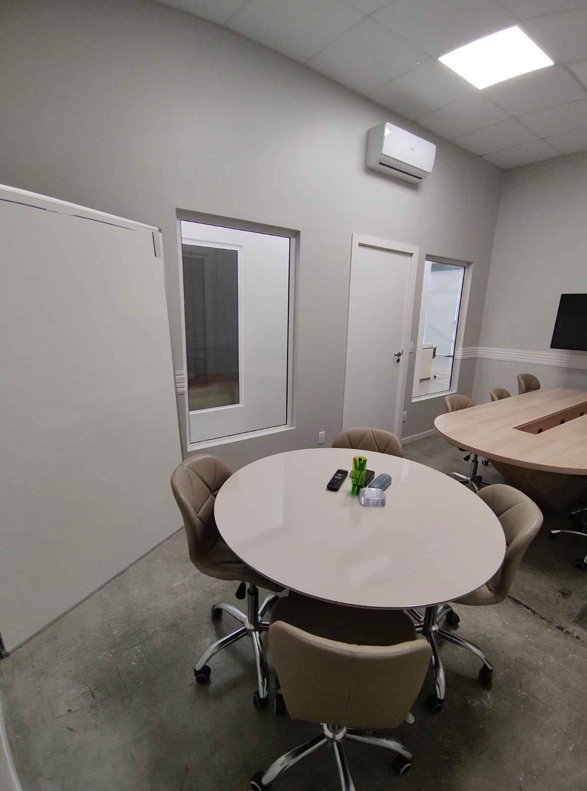 Foto da sala Sala de Reunião — Mude Coworking - Unidade Rua Inglaterra (3/8)