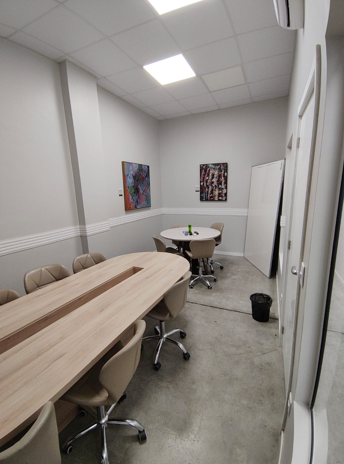 Foto da sala Sala de Reunião — Mude Coworking - Unidade Rua Inglaterra (2/8)