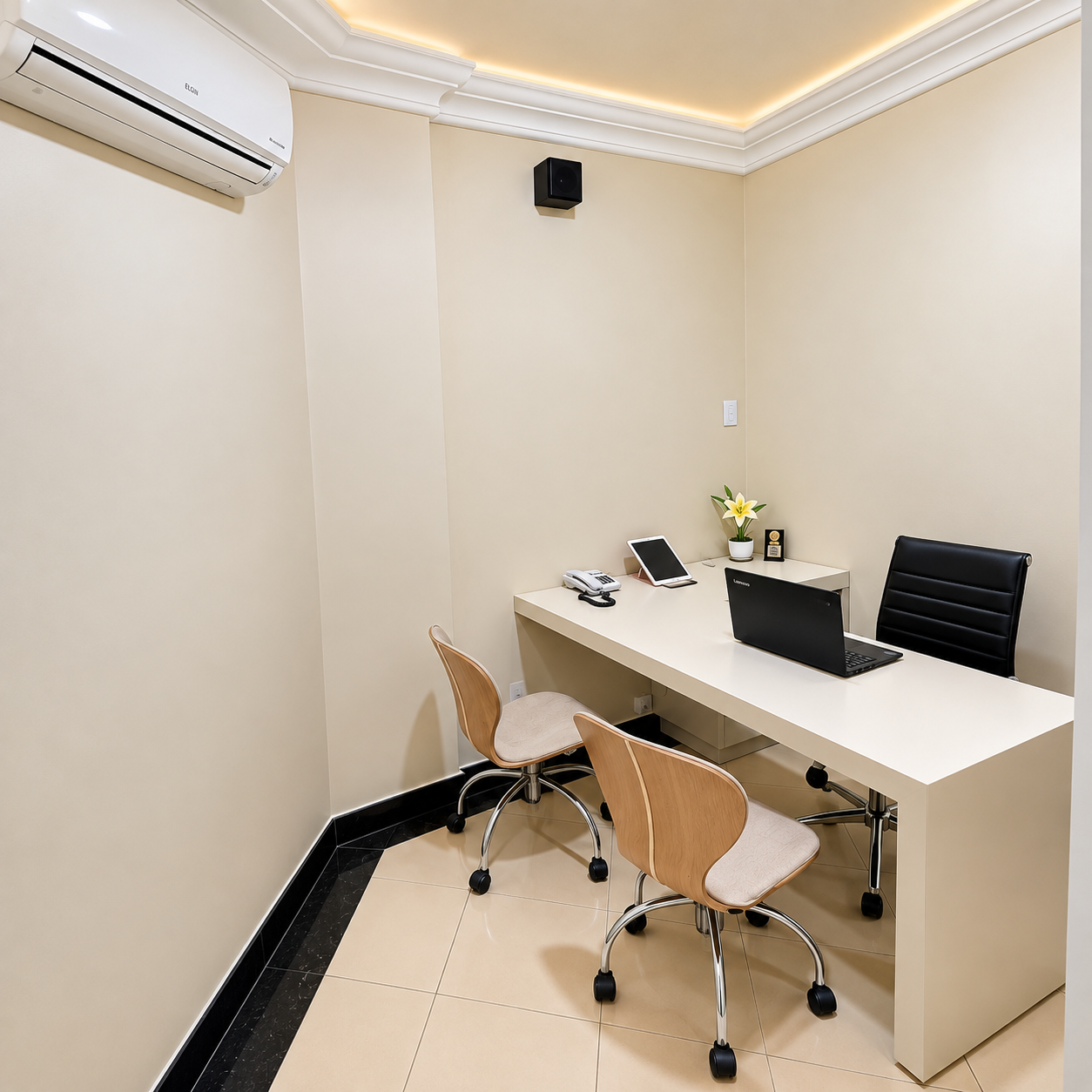 Foto da sala Escritório privativo para 1 posição · 10 a 20 m² em Jardim São Luiz, Montes Claros (3/3)