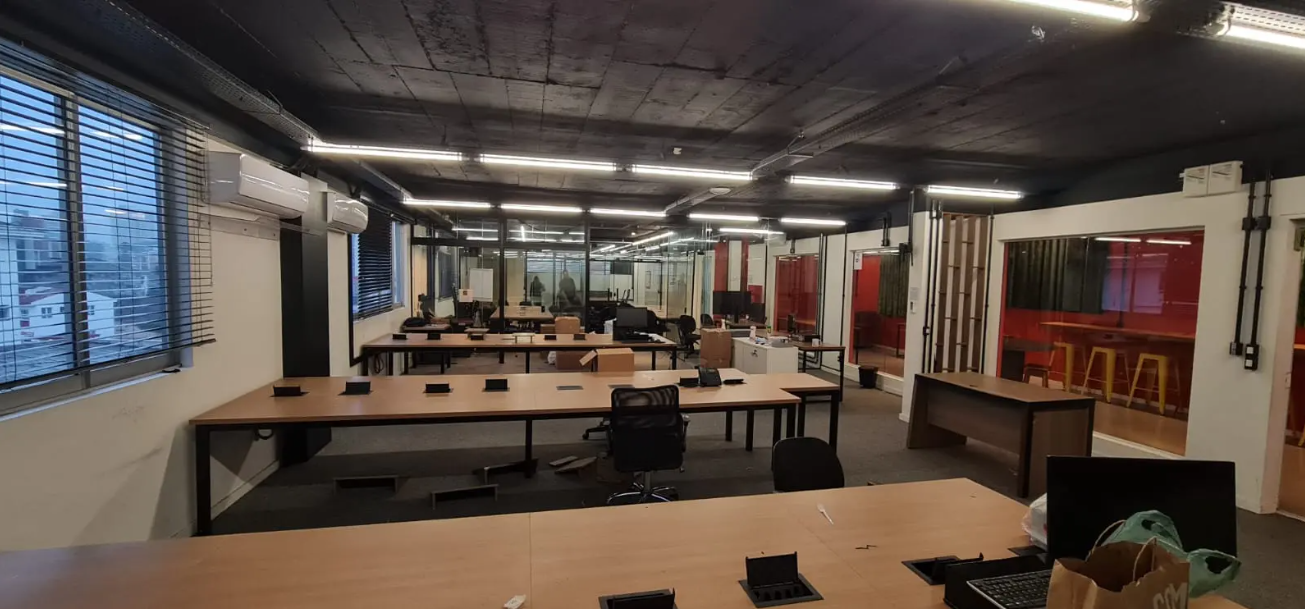 Foto da sala Escritório privativo para 40 posições · 190 a 200 m² em Centro, Joinville (2/3)