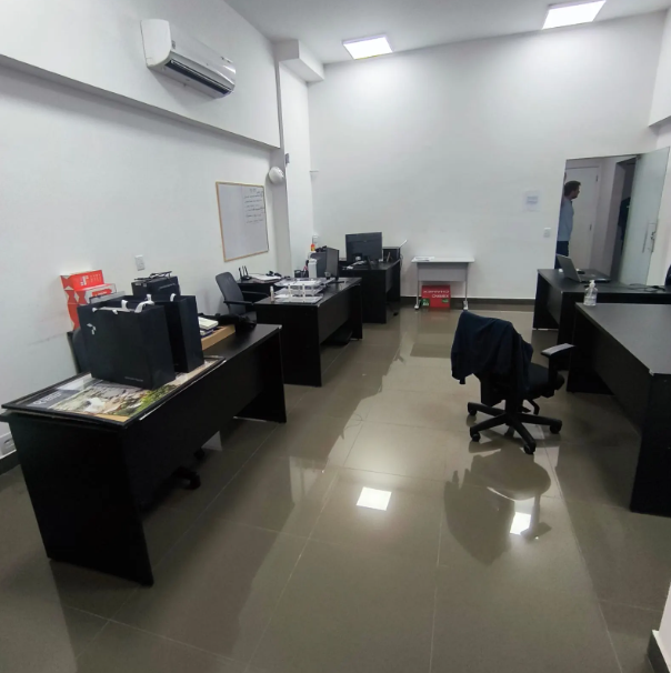 Foto da sala Escritório privativo para 5 posições · 30 a 40 m² em Vila Ocidental, Presidente Prudente (1/3)