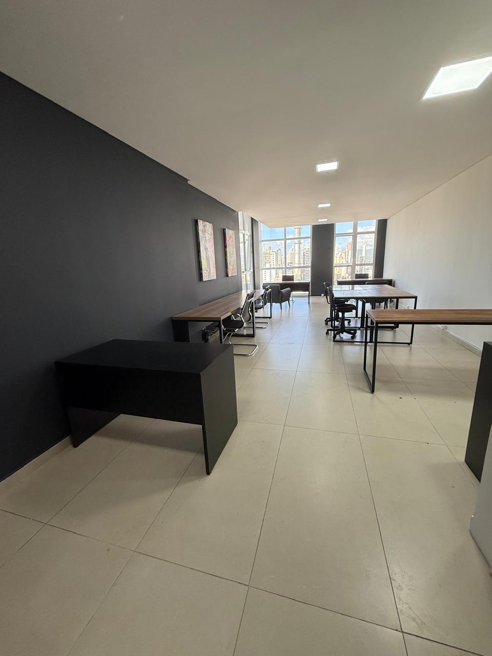 Foto da sala Escritório privativo para 10 posições · 30 a 40 m² em Centro, Balneário Camboriú (1/3)
