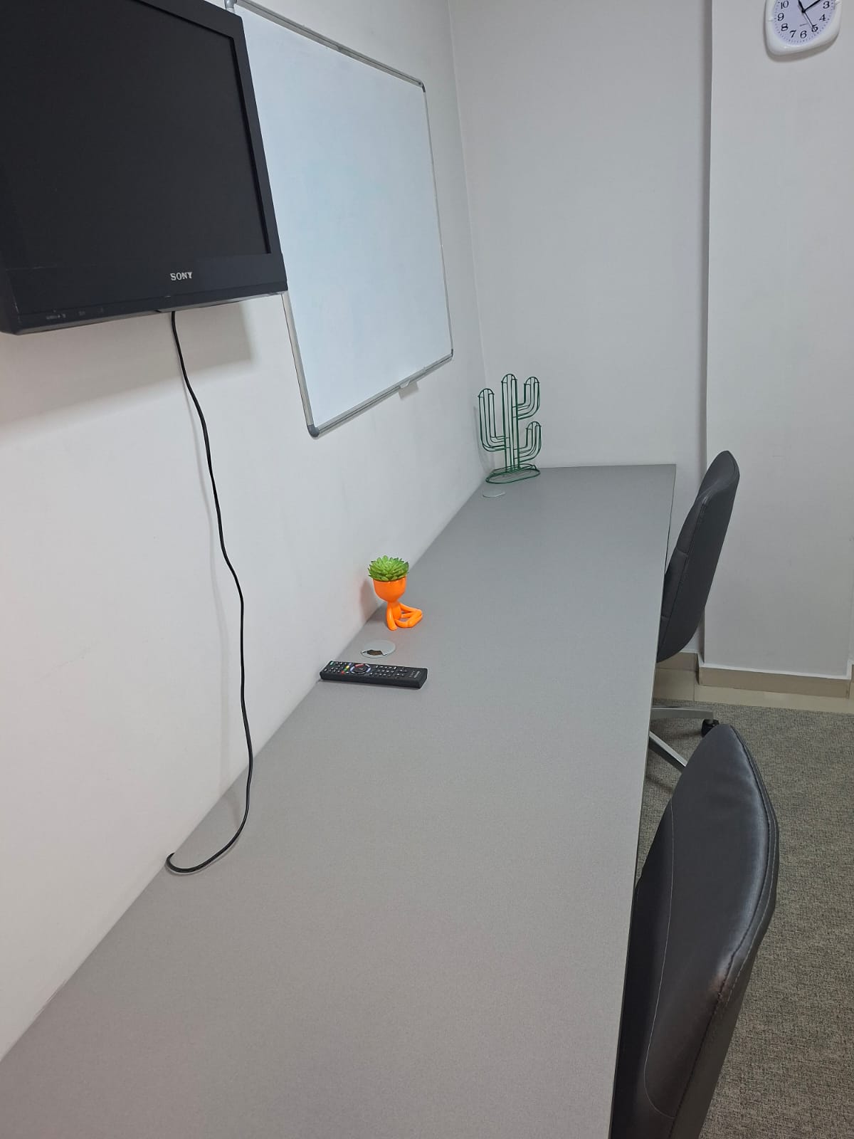 Foto da sala Escritório privativo para 3 posições · 0 a 10 m² em Centro, Passo Fundo (3/5)