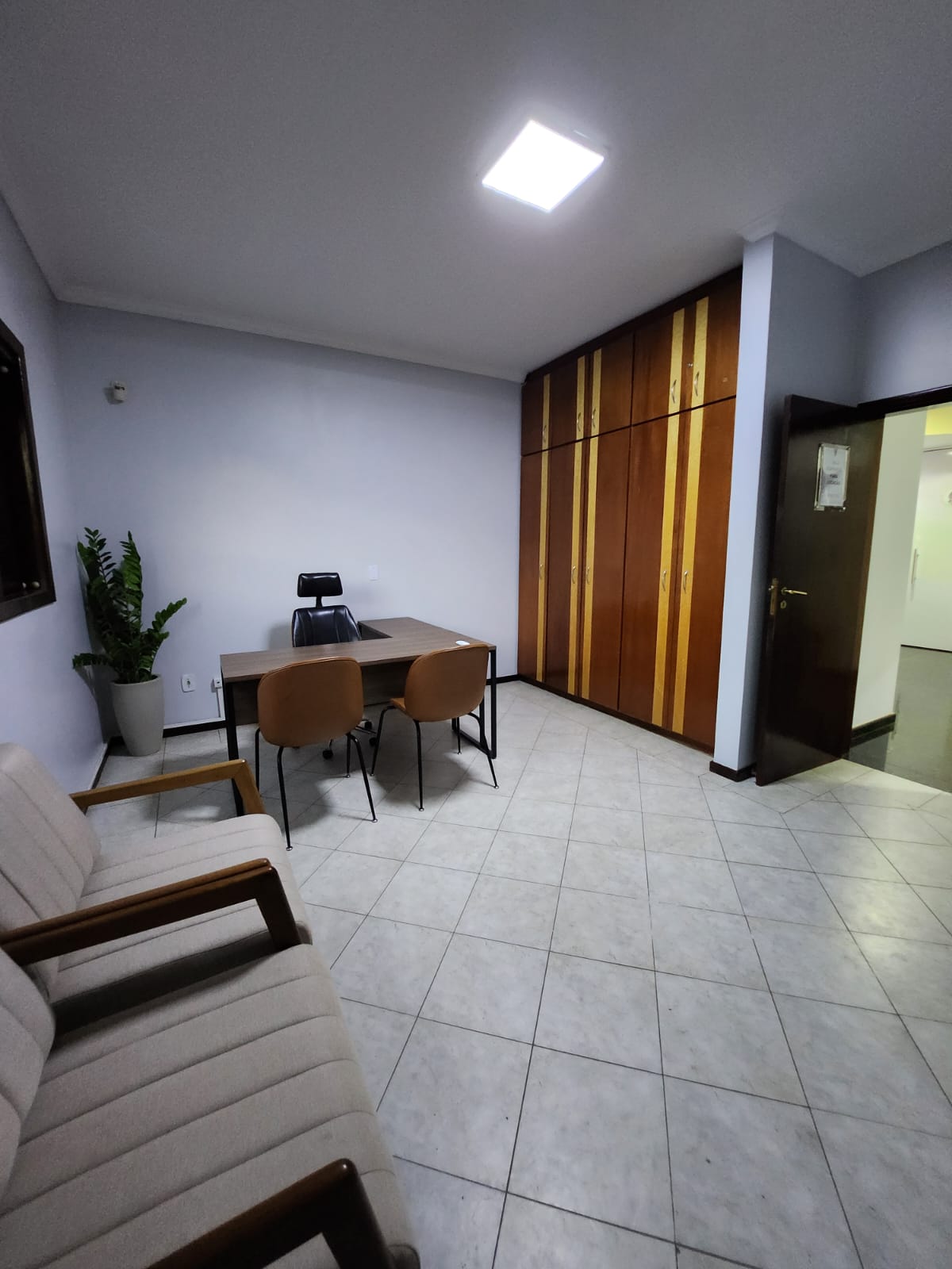 Photo of the room Private office for 3 seats · 30 to 40 m² in Estância Itanhangá, Caldas Novas (1/3)