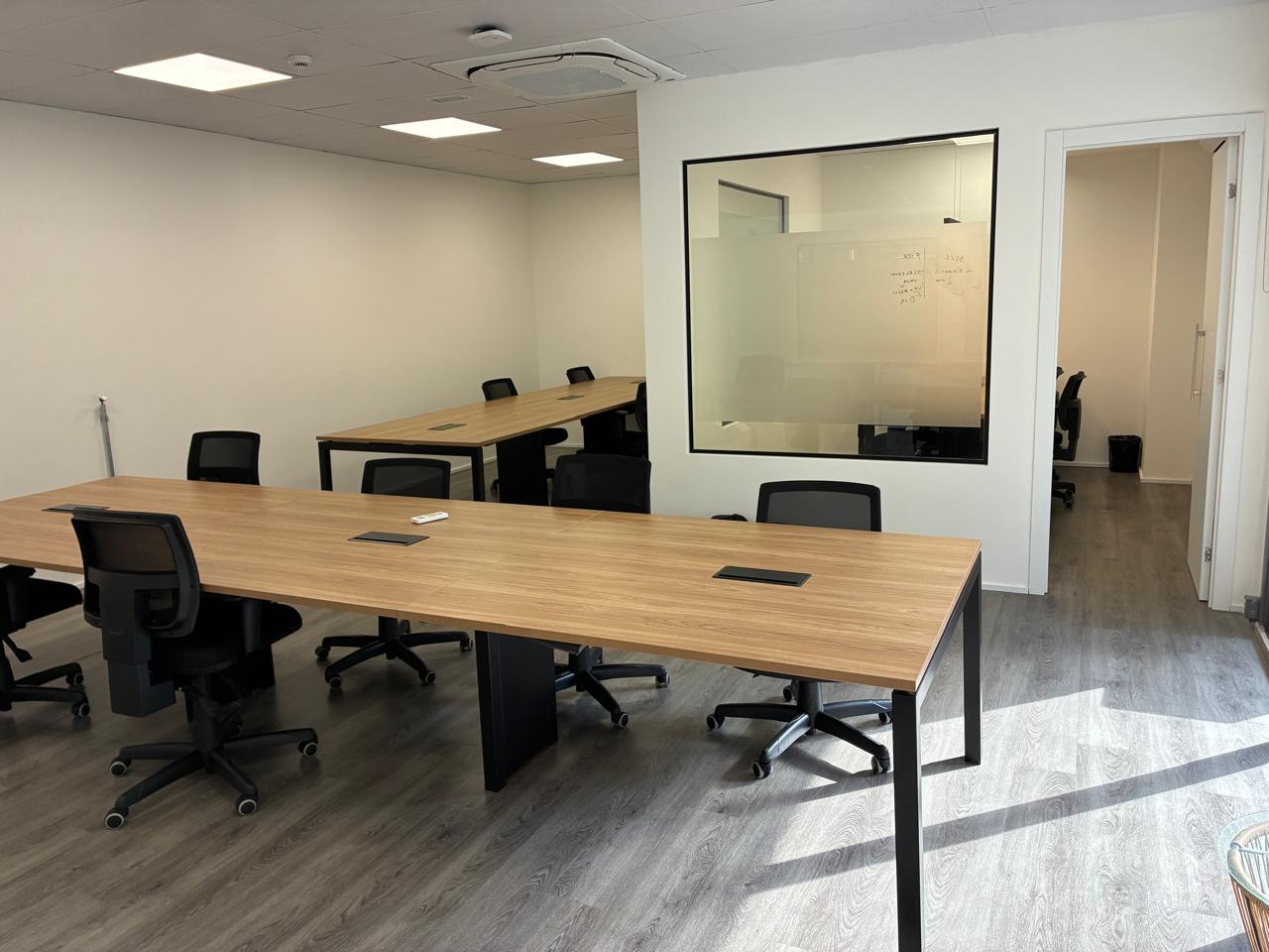 Foto de la sala Oficina privada para 26 puestos · 50 a 60 m² en Pinheiros, São Paulo (2/5)