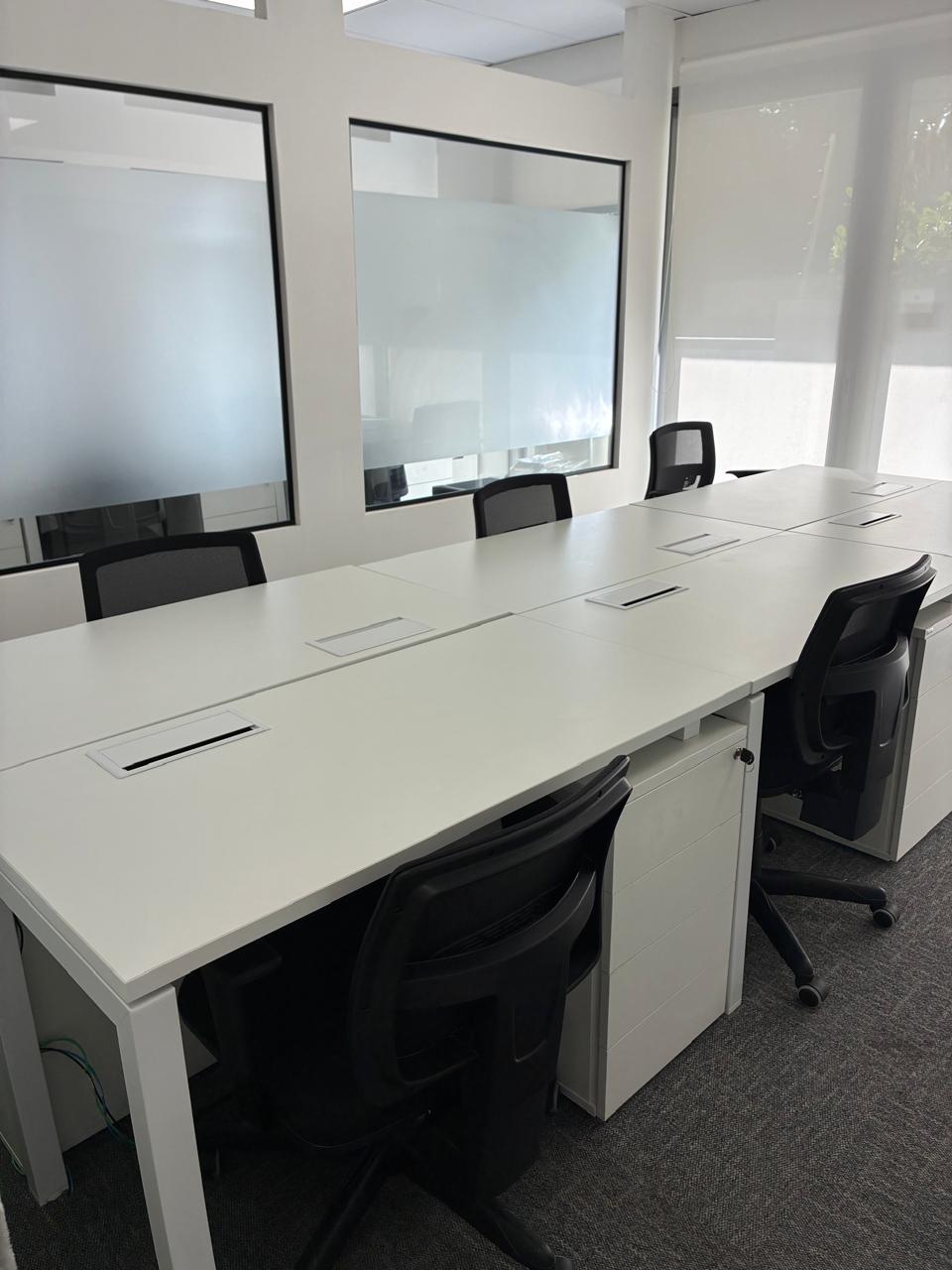 Foto da sala Escritório privativo para 6 posições · 10 a 20 m² em Pinheiros, São Paulo (1/3)