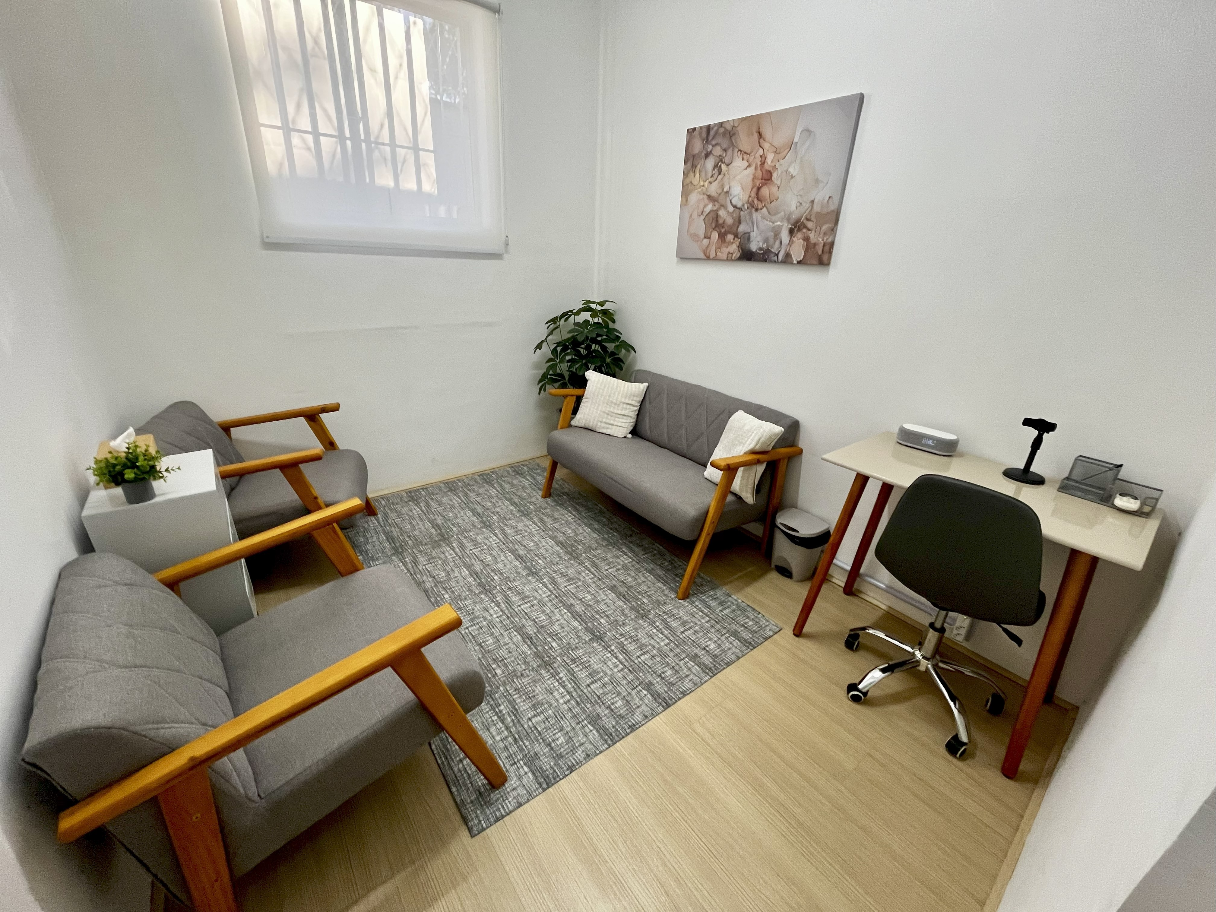 Foto da sala Escritório privativo para 4 posições · 0 a 10 m² em Centro, Nova Iguaçu (1/3)