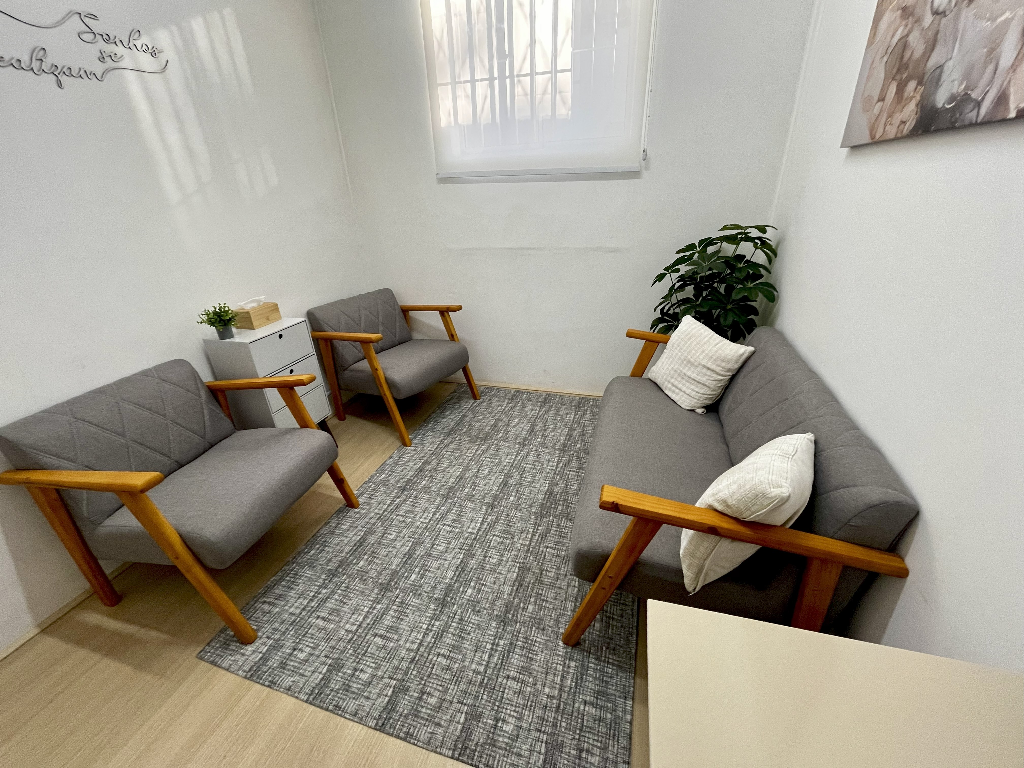 Foto da sala Escritório privativo para 4 posições · 0 a 10 m² em Centro, Nova Iguaçu (3/3)