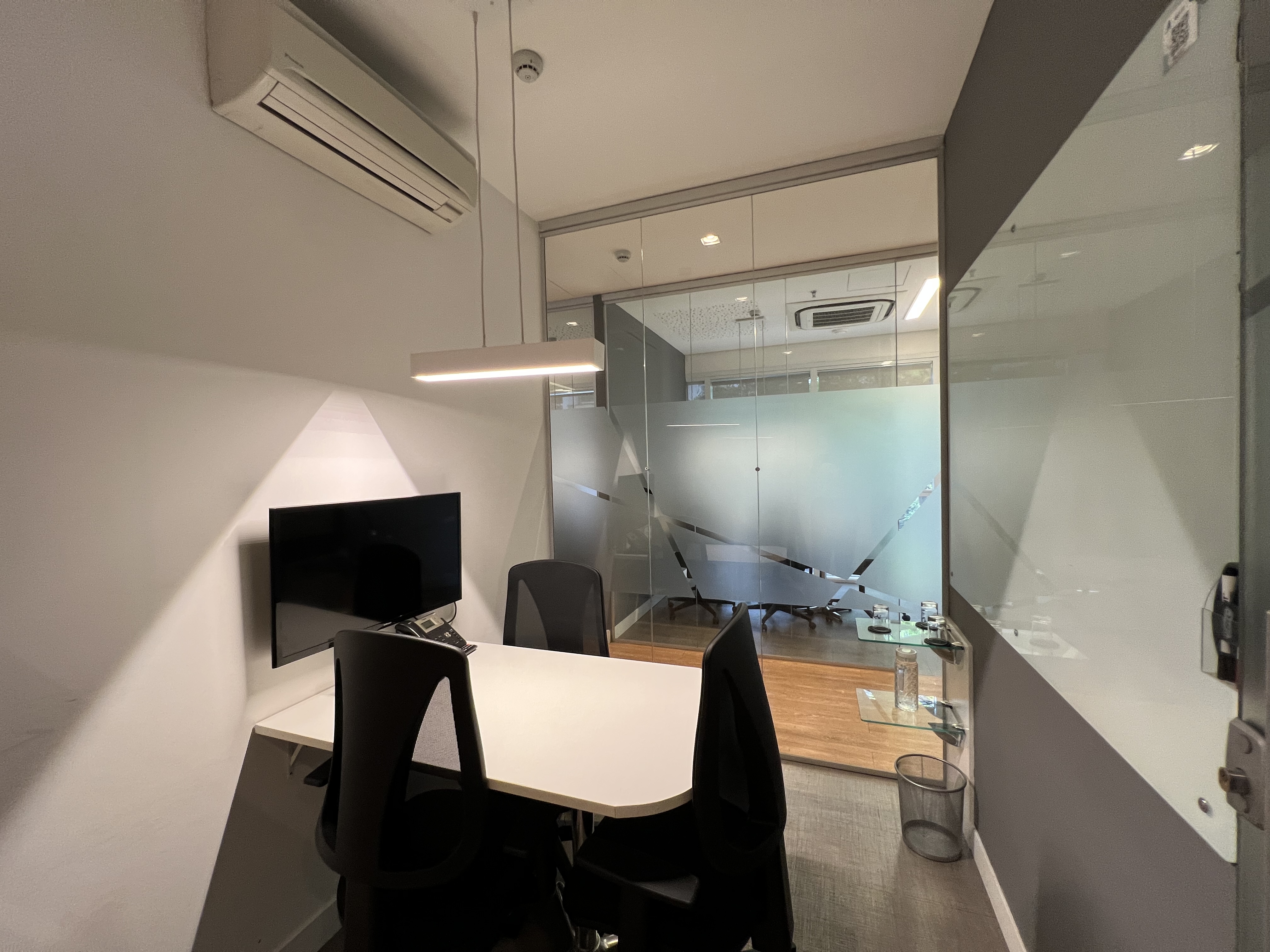 Sala 06 — Jardim Paulista, São Paulo/SP