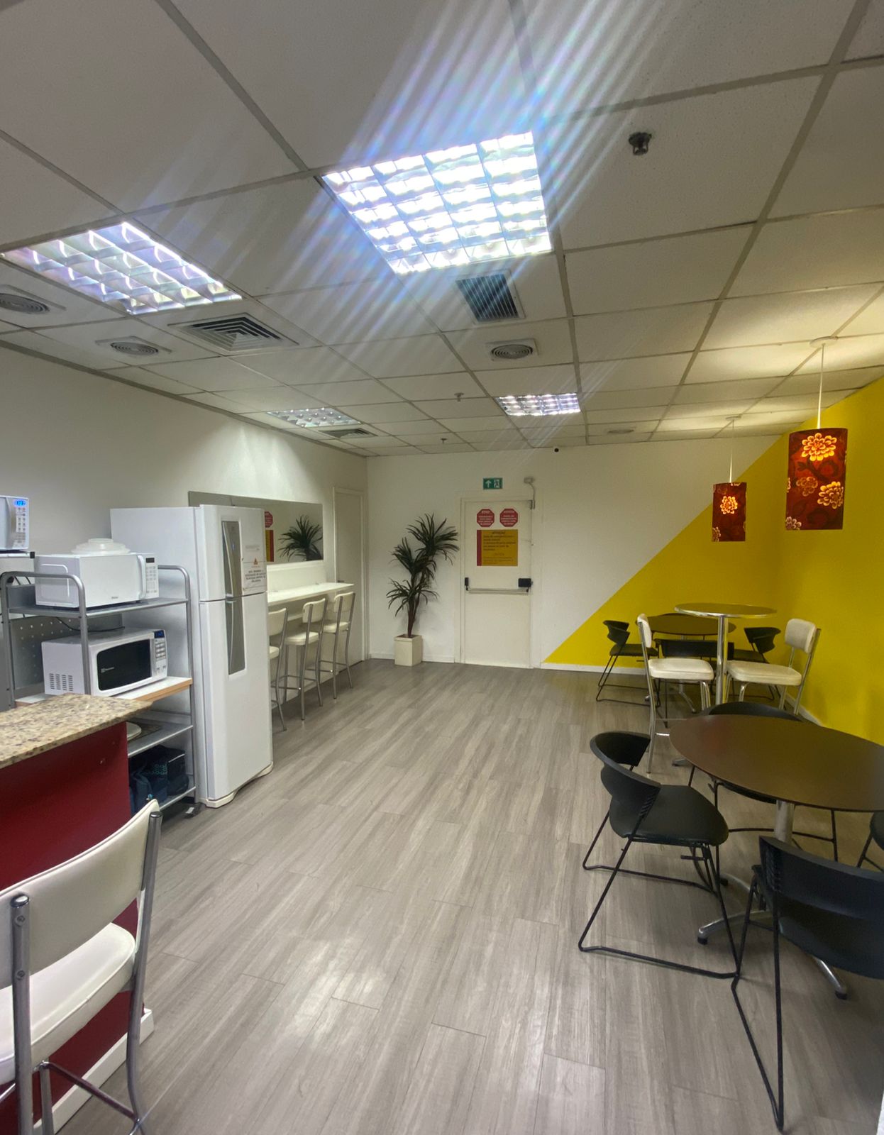 Foto de la sala Oficina privada para 2 puestos · 0 a 10 m² en Centro, Rio de Janeiro (2/4)