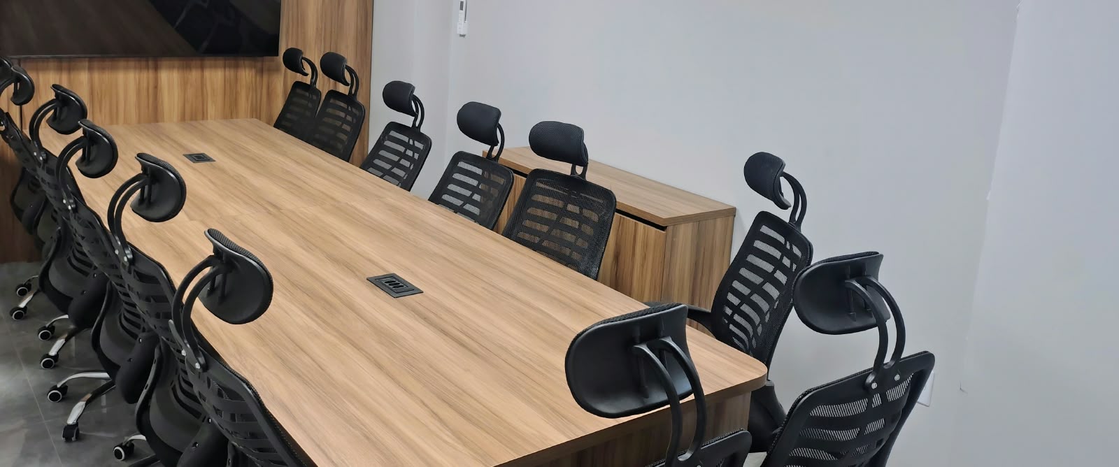 Foto da sala Sala de Reunião — Coworking Barcarena (2/4)