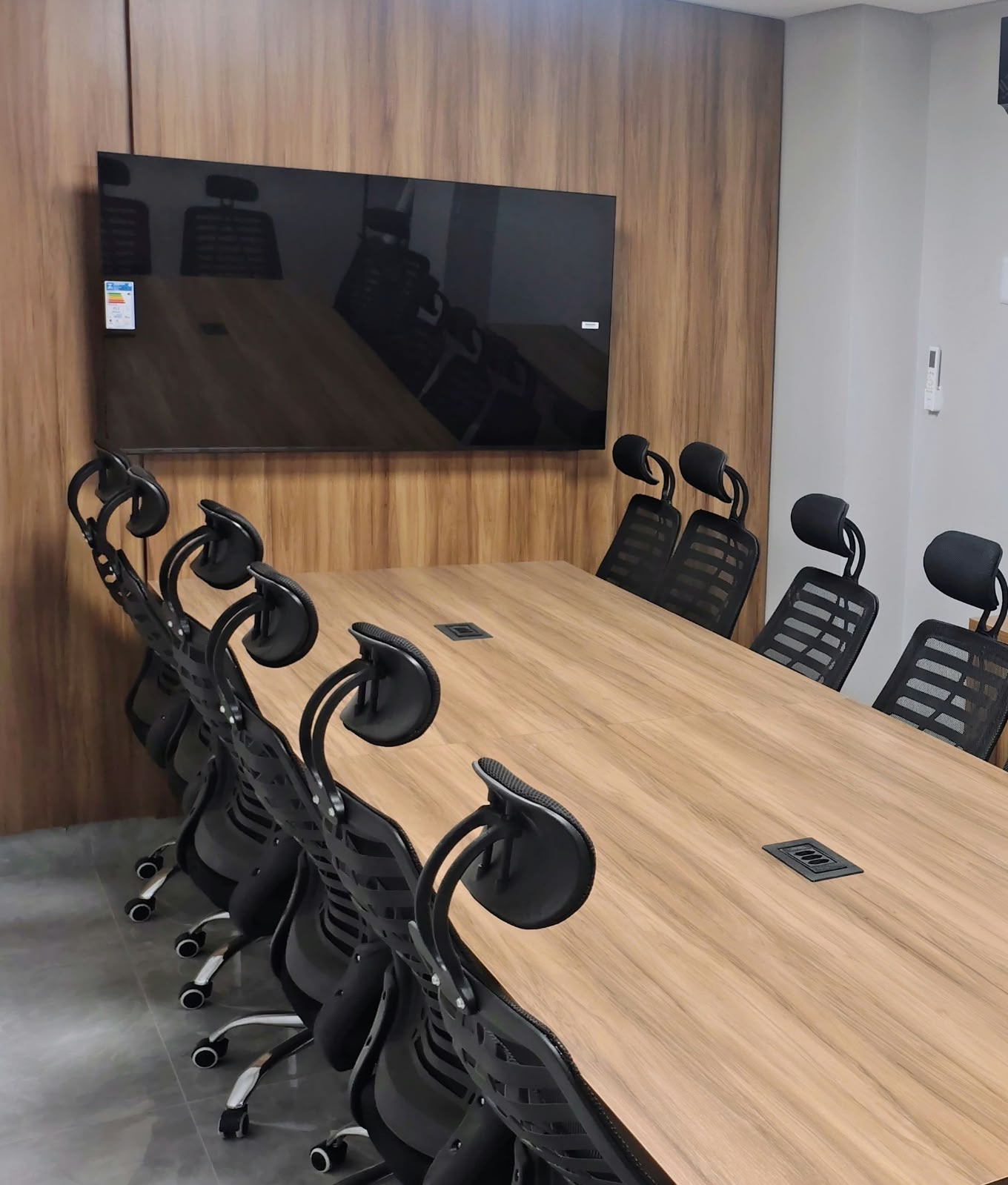 Foto da sala Sala de Reunião — Coworking Barcarena (3/4)