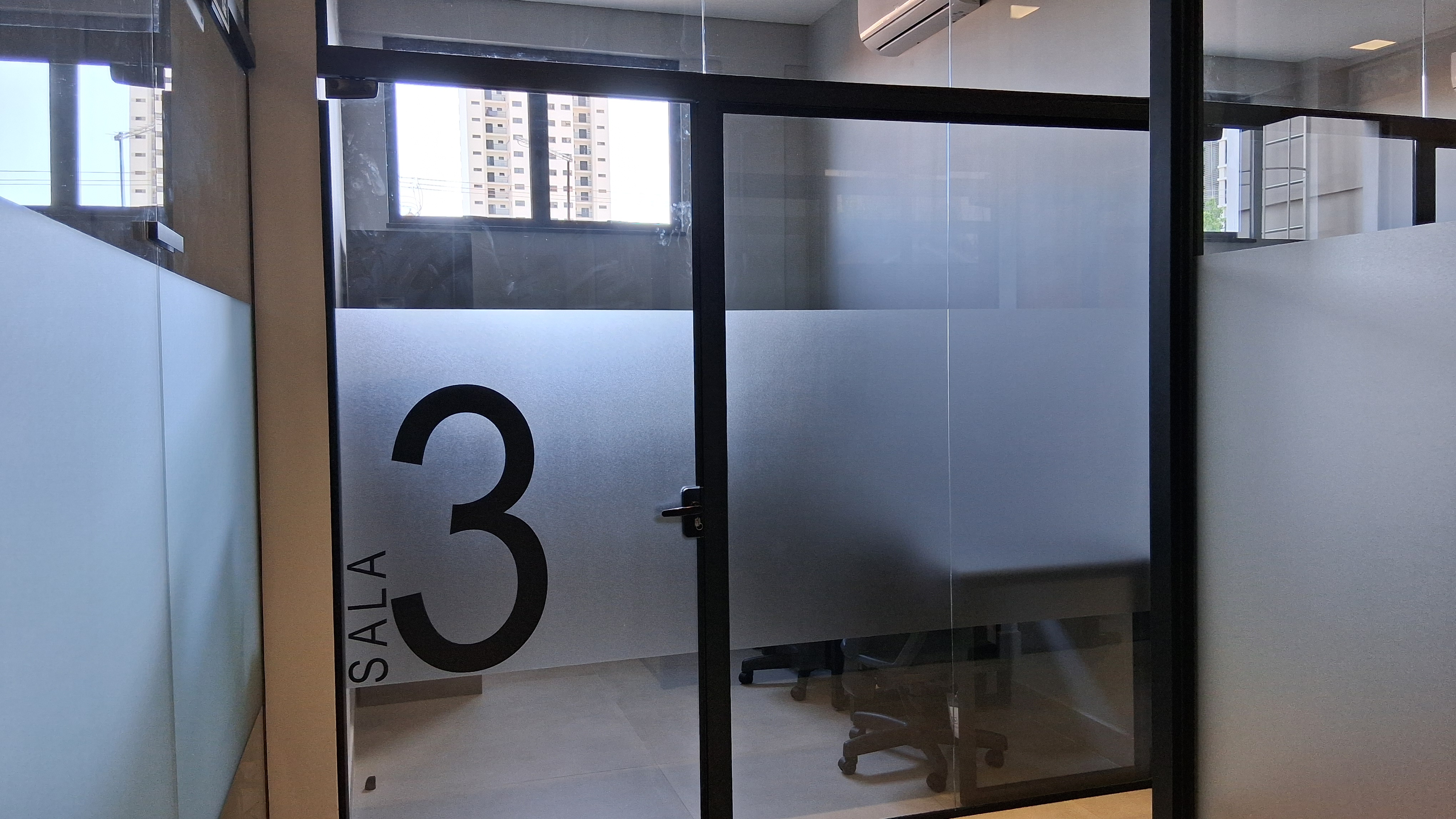 Foto da sala Escritório privativo para 3 posições · 0 a 10 m² em Centro, Santa Bárbara d'Oeste (1/3)
