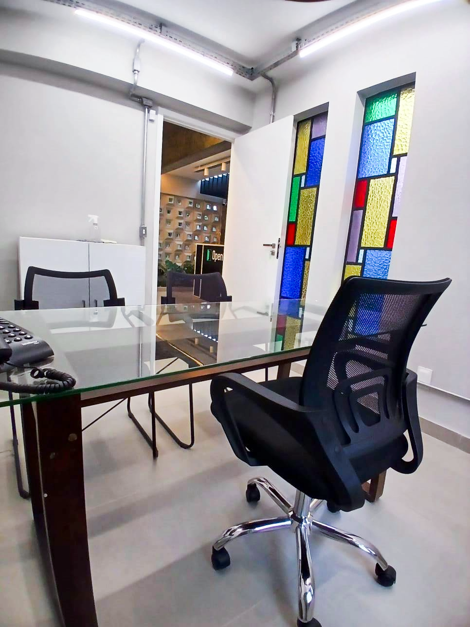 Foto de la sala Oficina privada para 3 puestos · 0 a 10 m² en Joaquim Távora, Fortaleza (2/3)