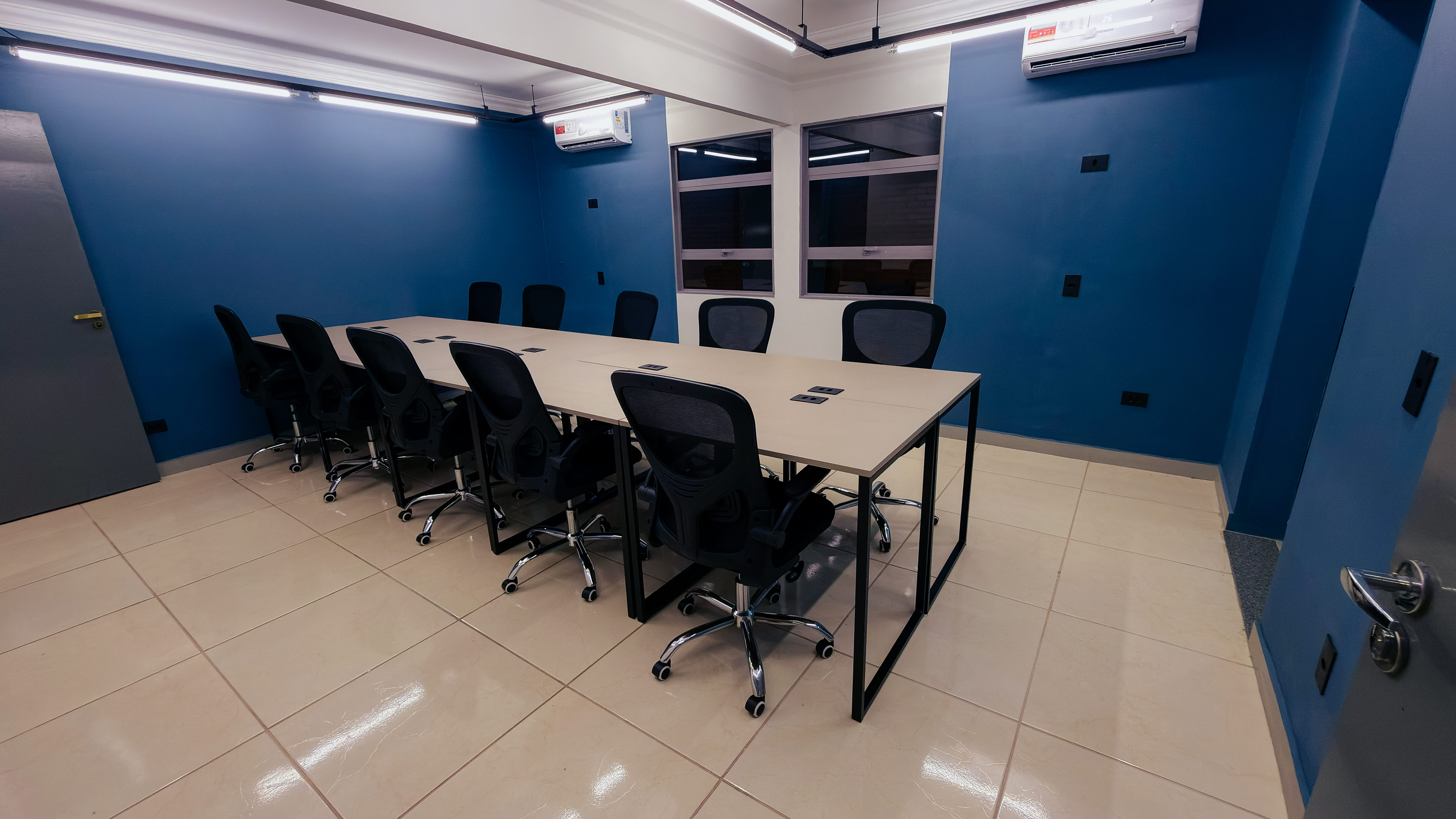 Foto da sala Escritório privativo para 16 posições · 20 a 30 m² em Jardim dos Estados, Campo Grande (3/3)