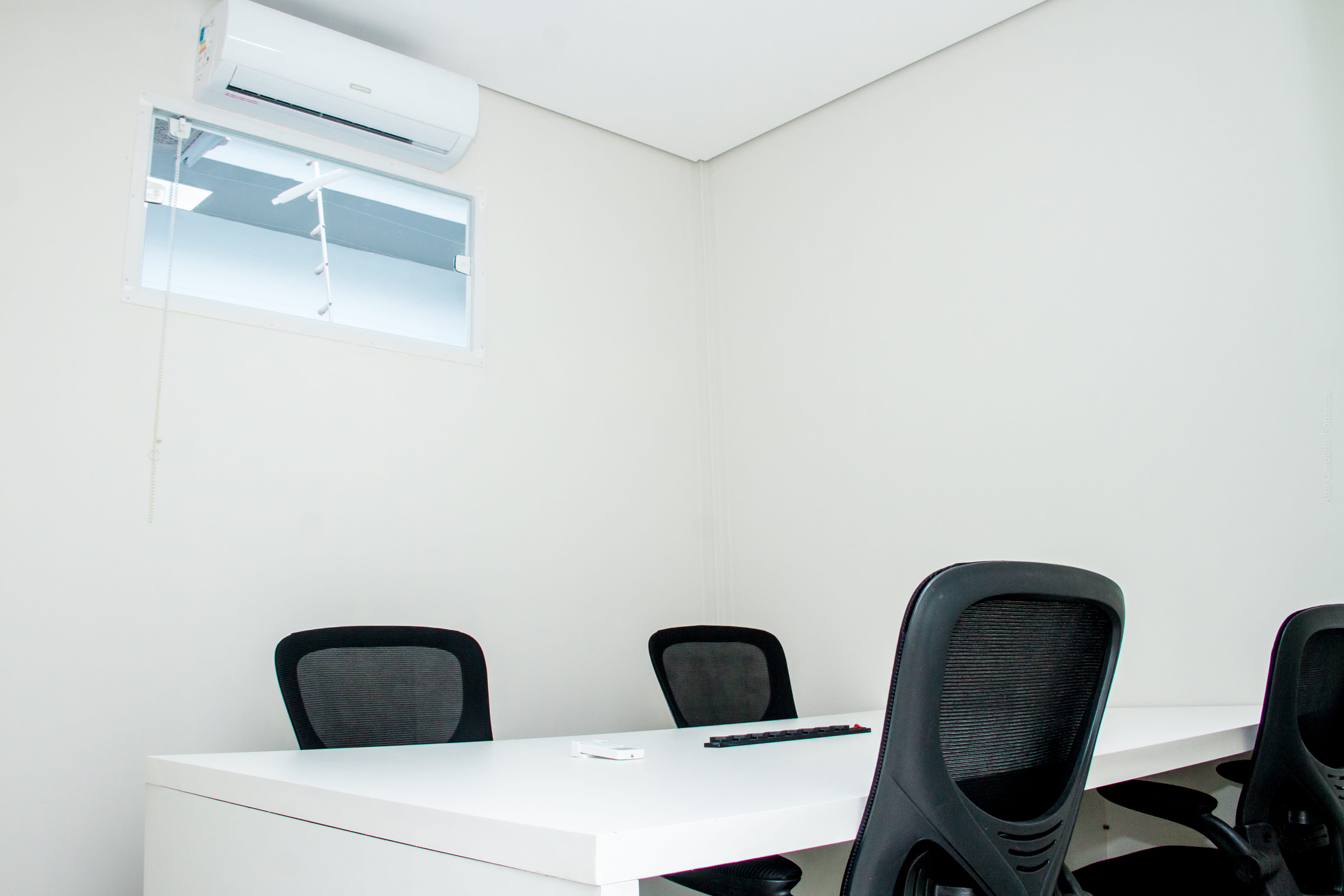Foto de la sala Oficina privada para 4 puestos · 0 a 10 m² en Jardim dos Estados, Campo Grande (2/3)