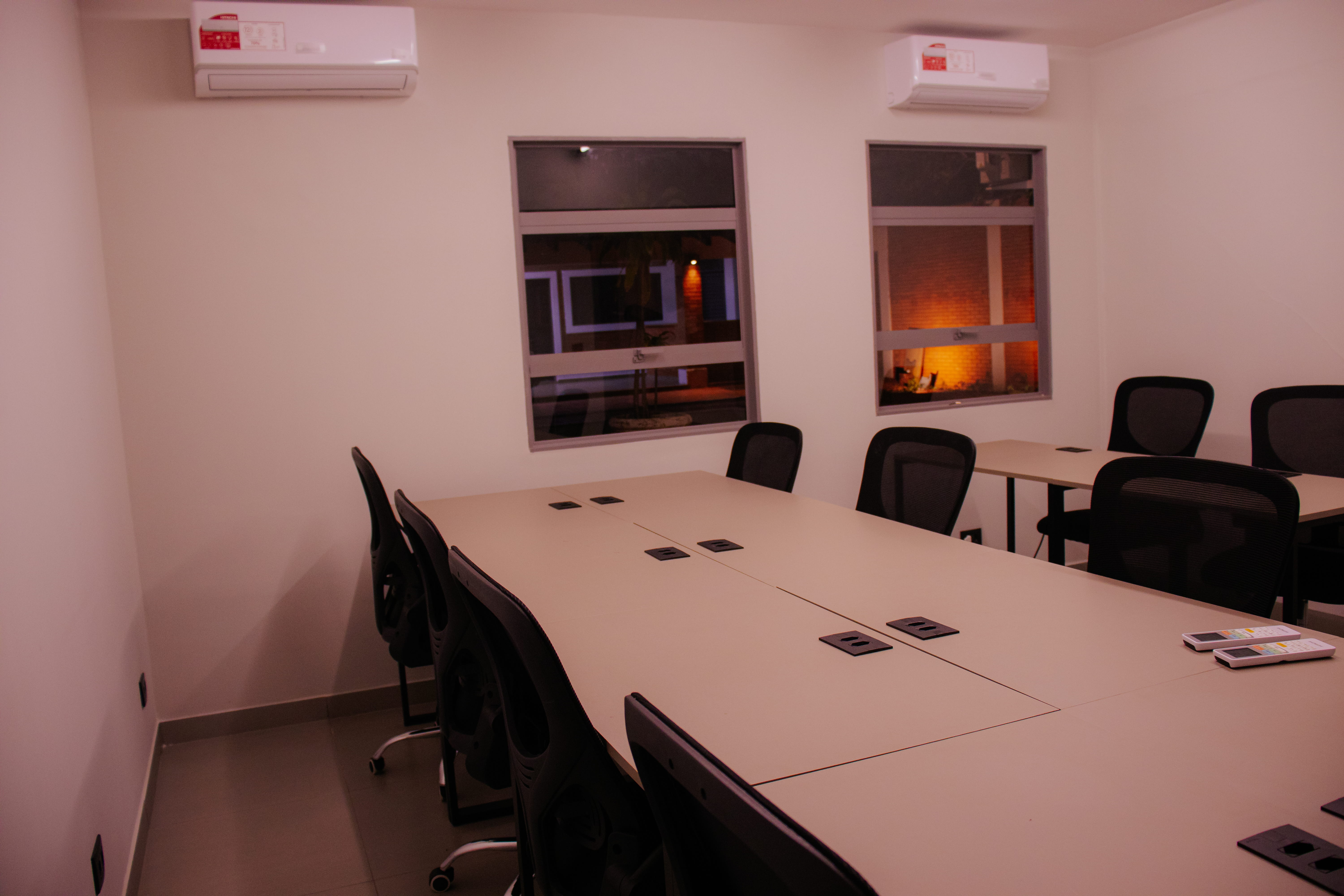 Foto da sala Escritório privativo para 8 posições · 20 a 30 m² em Jardim dos Estados, Campo Grande (1/3)