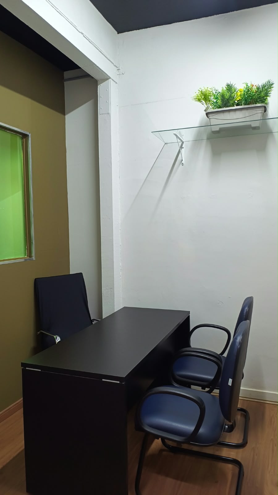 Foto da sala Sala rio paraíba (escritório executivo) — Coworking Prisma Office Resende RJ (2/8)