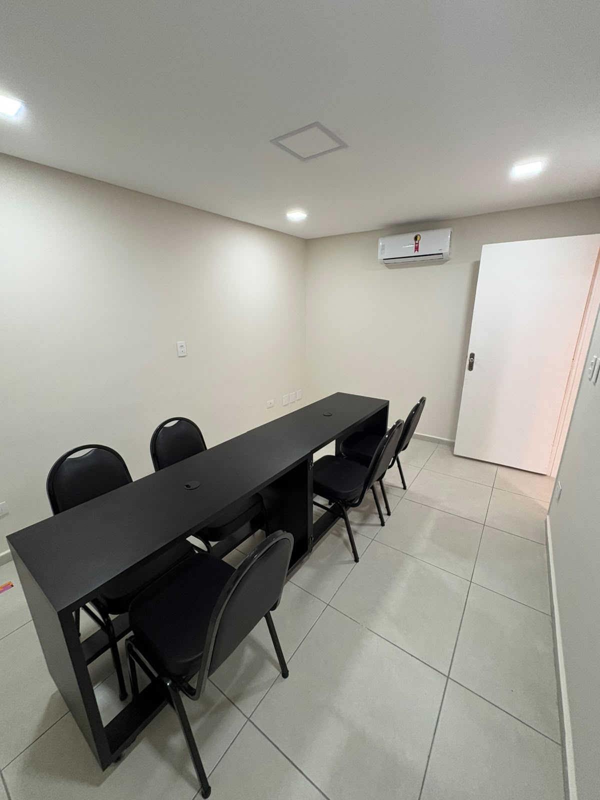 Foto da sala Escritório privativo para 13 posições · 60 a 70 m² em Vila Regente Feijó, São Paulo (2/3)