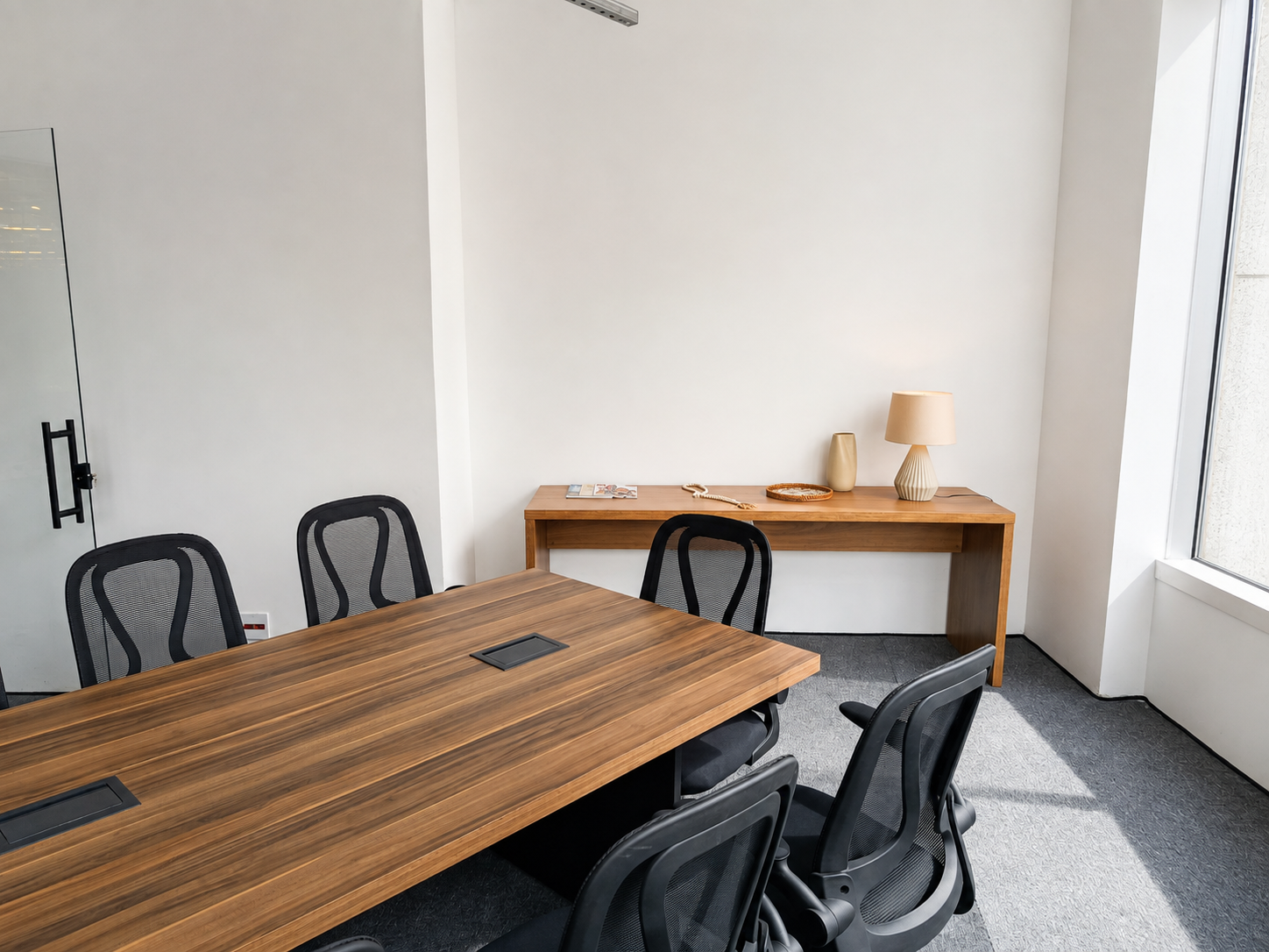 Foto da sala Sala de Reunião Nações — Orgânico Offices Chucri Zaidan (3/12)