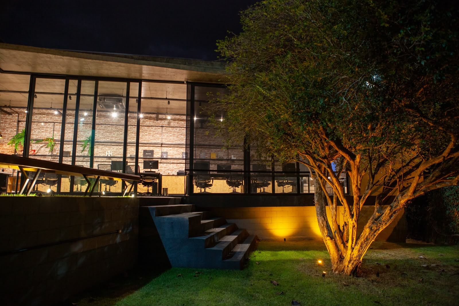 Foto da sala Escritório privativo para 15 posições · 30 a 40 m² em Jardim Santa Cecilia, Limeira (3/3)