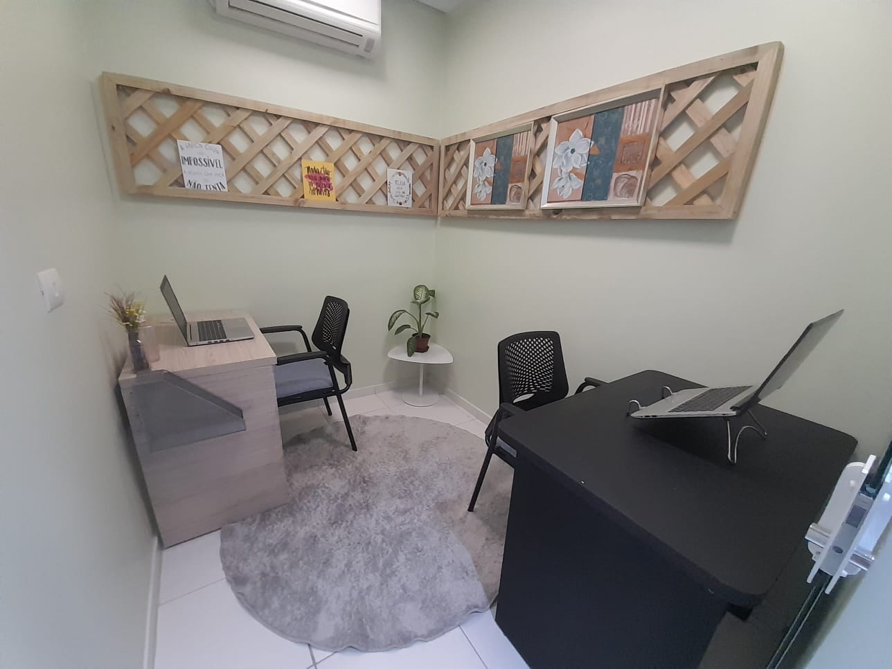 Photo of the room Private office for 2 seats · 0 to 10 m² in Santana, São Paulo (1/3)