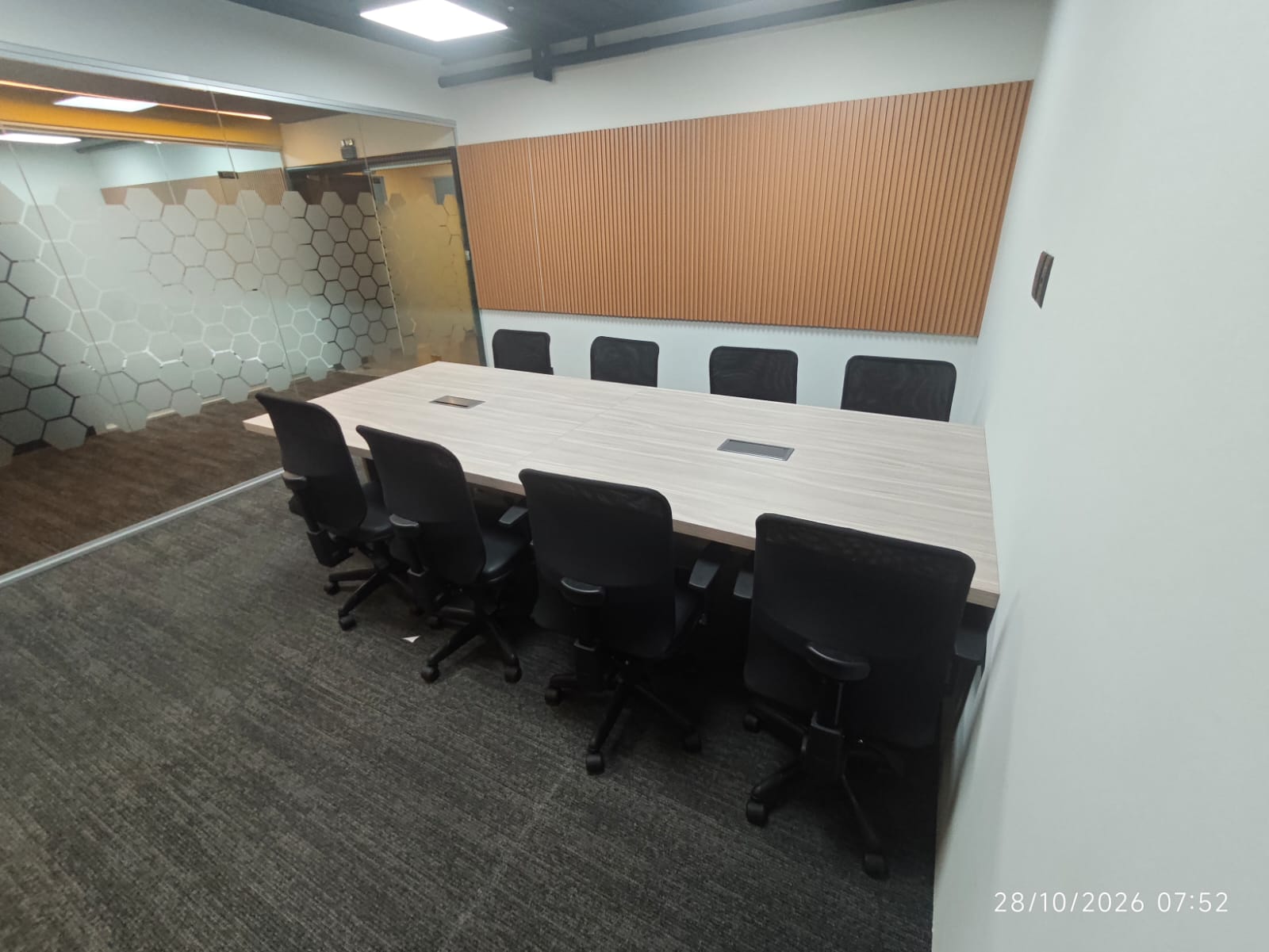 Photo of the room Reunião 1 — Colmeia (2/6)