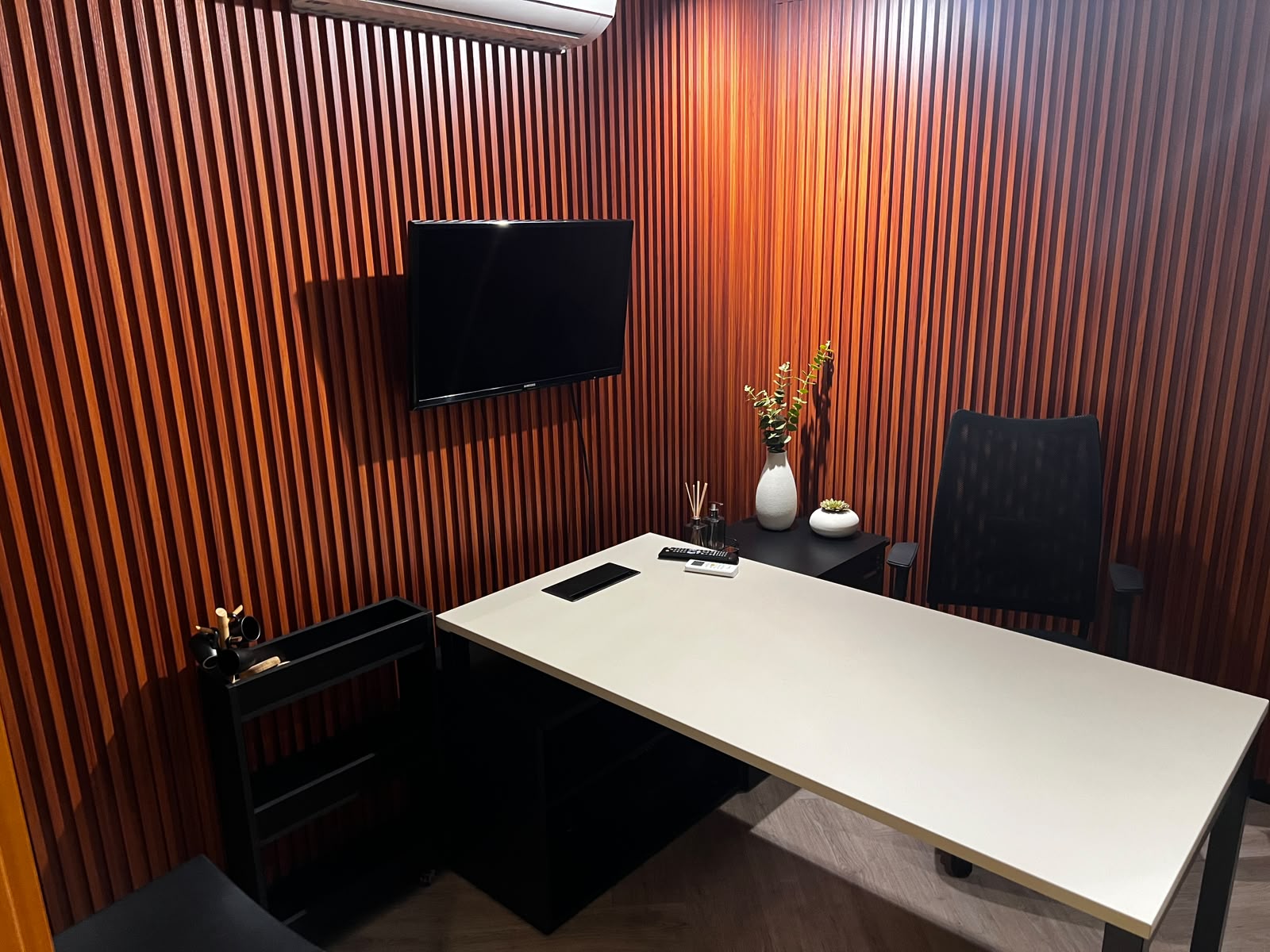 Foto de la sala Sala de Atendimento 2 — Insightify Coworking (3/13)