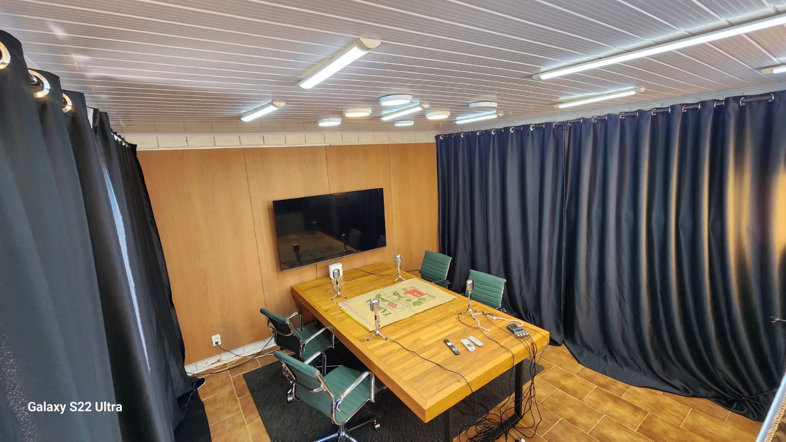 Foto da sala STUDIO PARA PODCAST — 888 Hub Coworking (3/8)