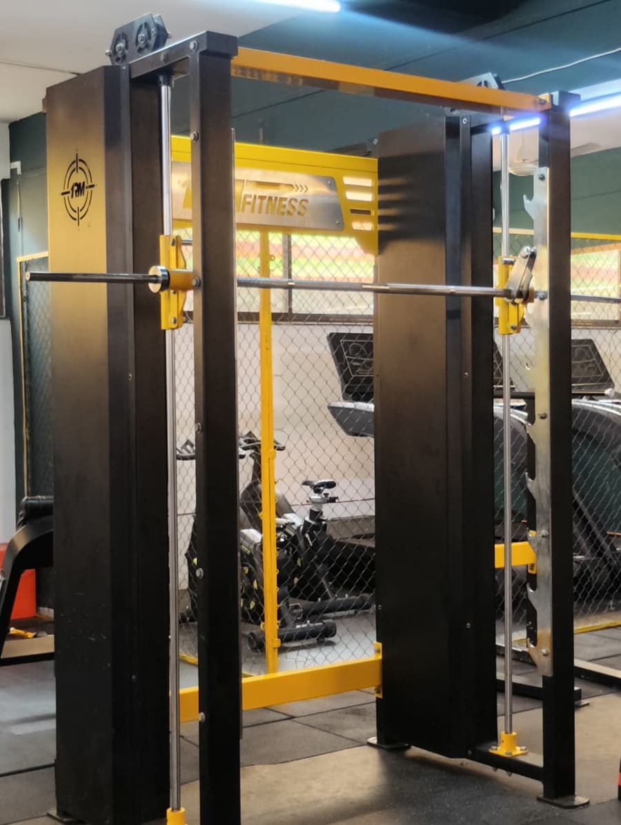 Cable crossover and Smith machine station