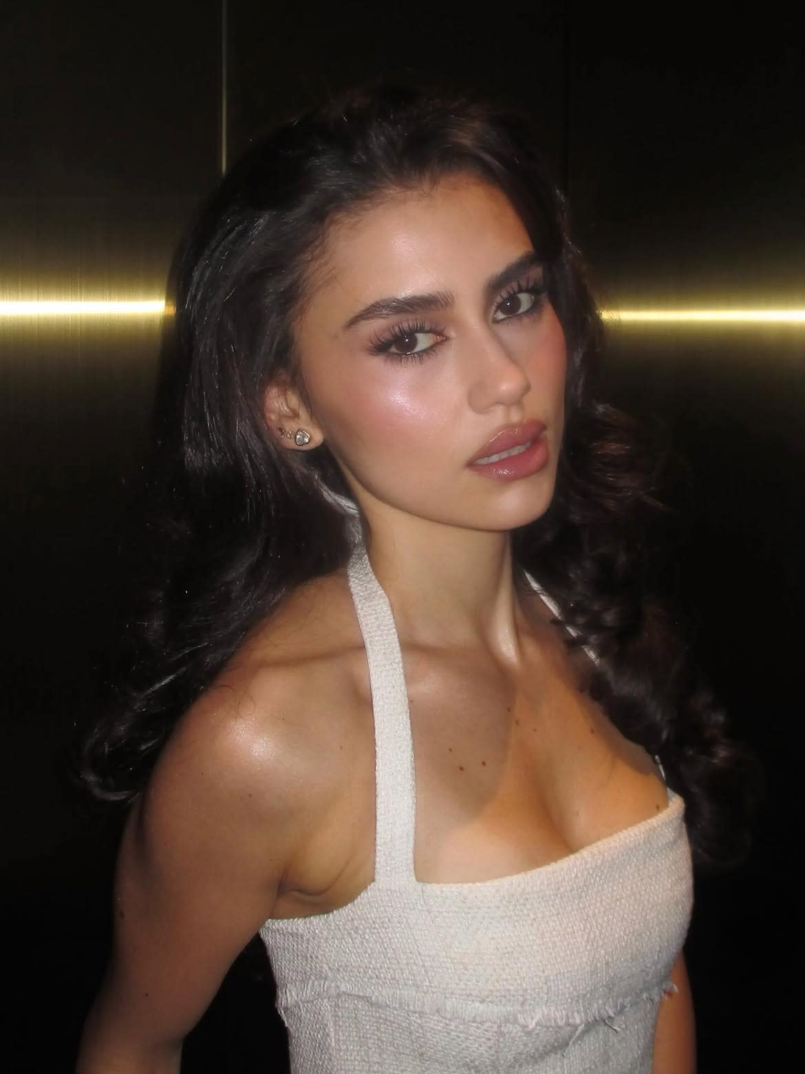 Nathaly Sabino in an editorial studio portrait