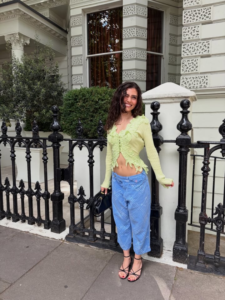 Lifestyle portrait of Nathaly Sabino