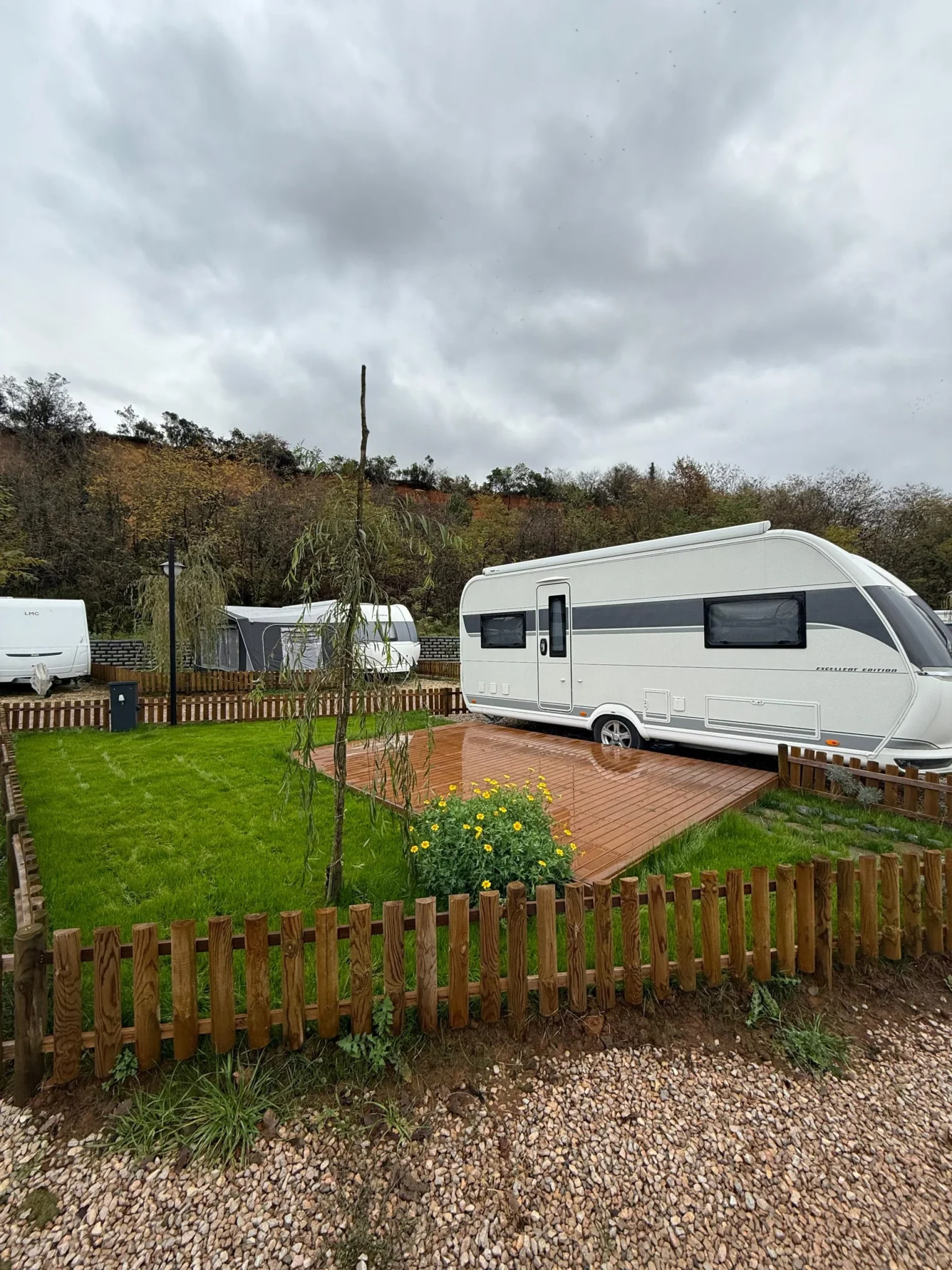 Jumanji Karavan Kamping