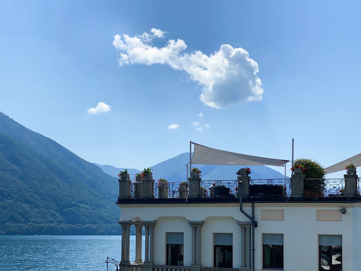 Vela avvolgibile motorizzata Modello C + Modello CS, Casa R, Lago di Como