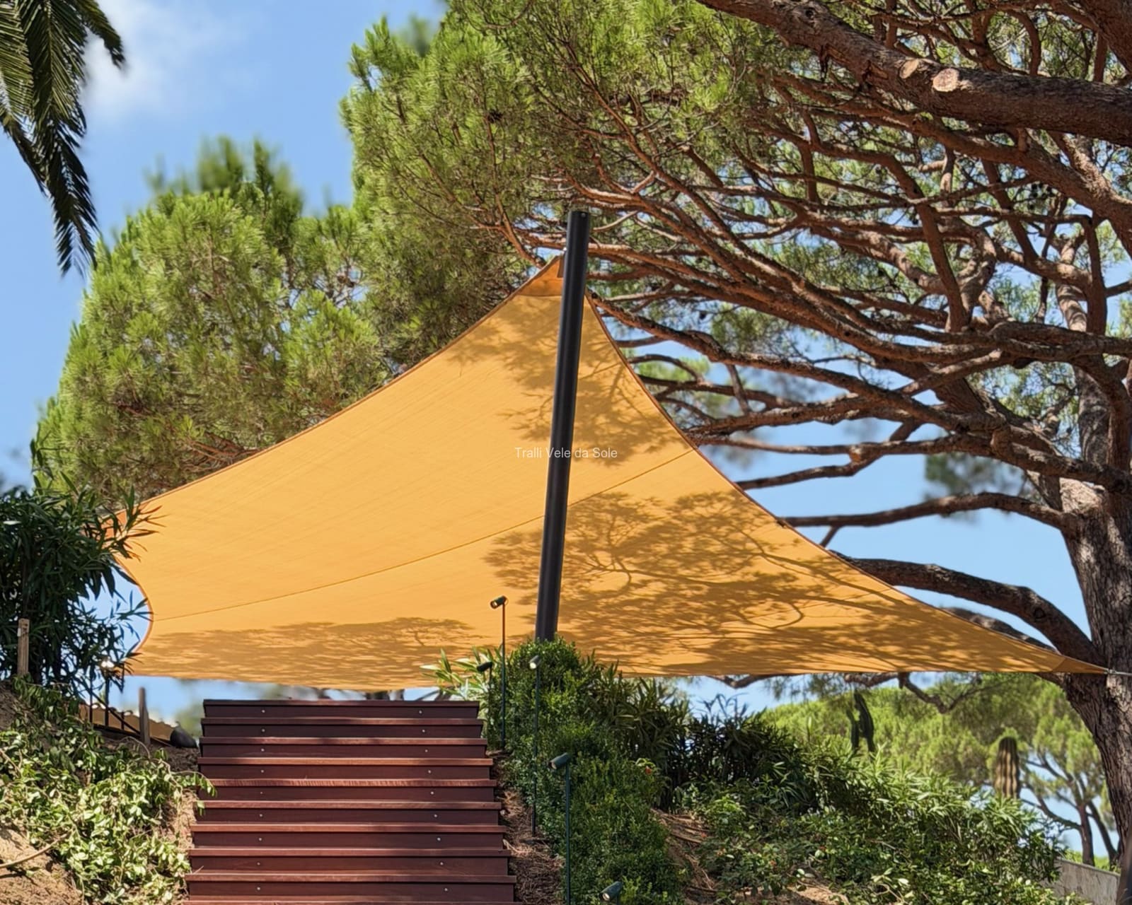 Casa H2, Costa toscana: dettaglio della vela – vela a membrana fissa