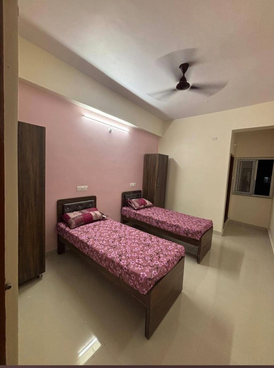 2 sharing room at Home Stay Women's PG