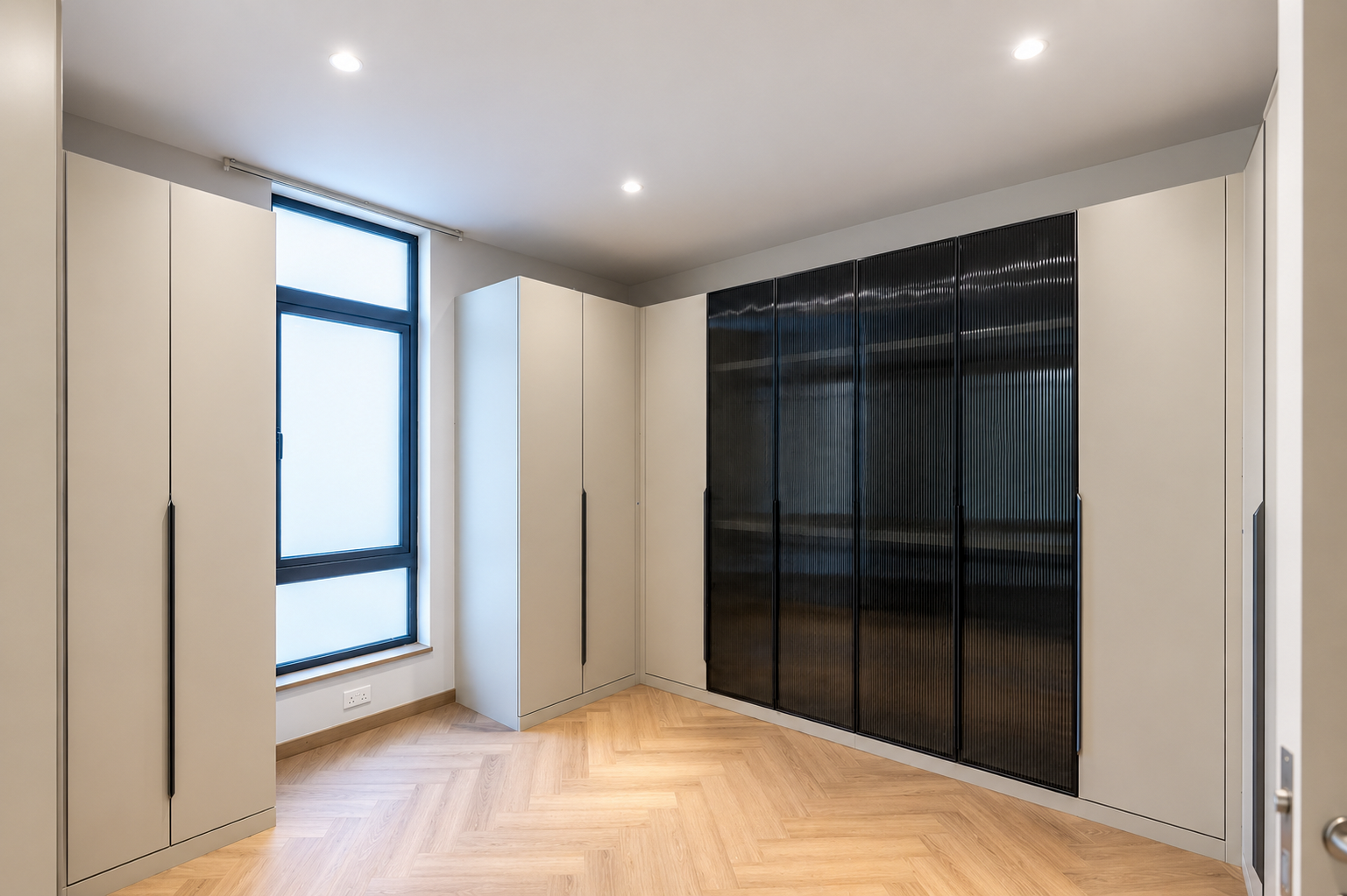Wardrobes & Closets