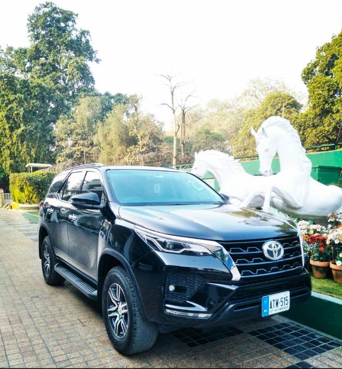 Toyota FORTUNER 2023