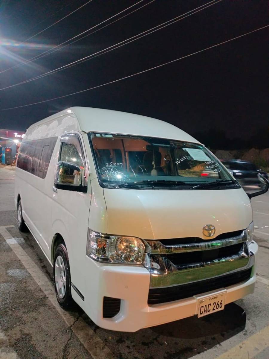 Toyota Hiace 2024