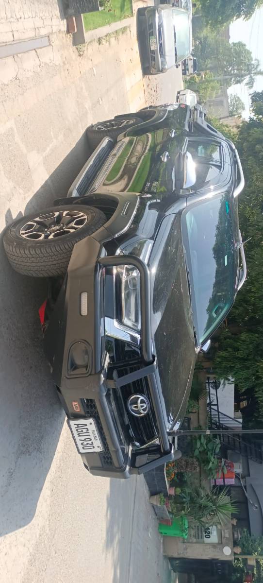 Toyota Revo 2025