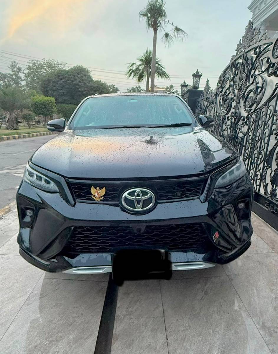 Toyota Fortuner 2.8 2024