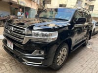Toyota Land Cruiser V8 Bullet Proof 2018 rental in KARACHI, Karachi, Sindh - Photo 2