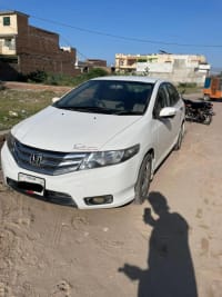 Honda City 1.3 I-vtec 2019 rental in Kacha Phatak Sher Shah Road, Multan, Punjab - Photo 1