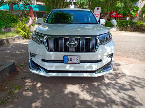Toyota Land Cruiser Prado 2021