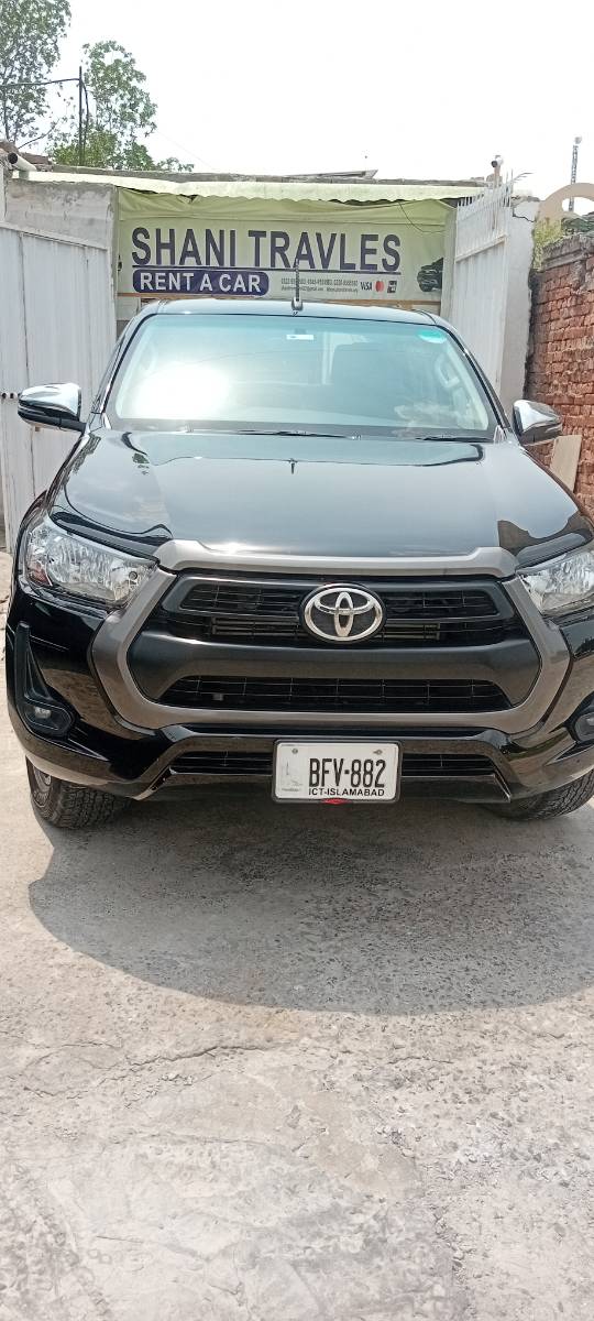 Rent Toyota Revo 2025 in T&T Aabpara Housing Society, Lahore, Punjab - CAR.LO PK
