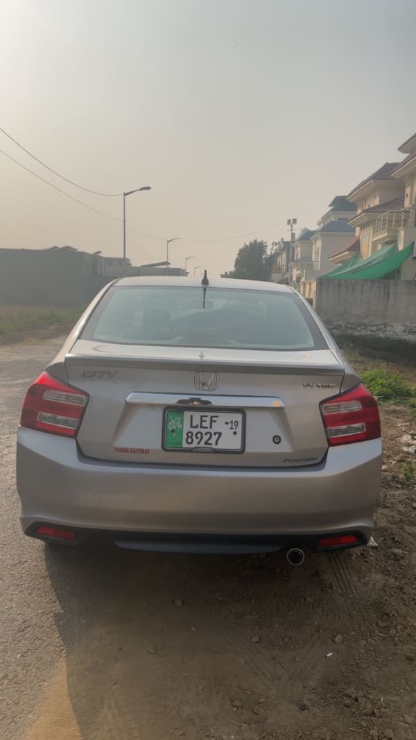 Rent Honda City 2019 in Dha Lahore ., Lahore, Punjab - CAR.LO PK