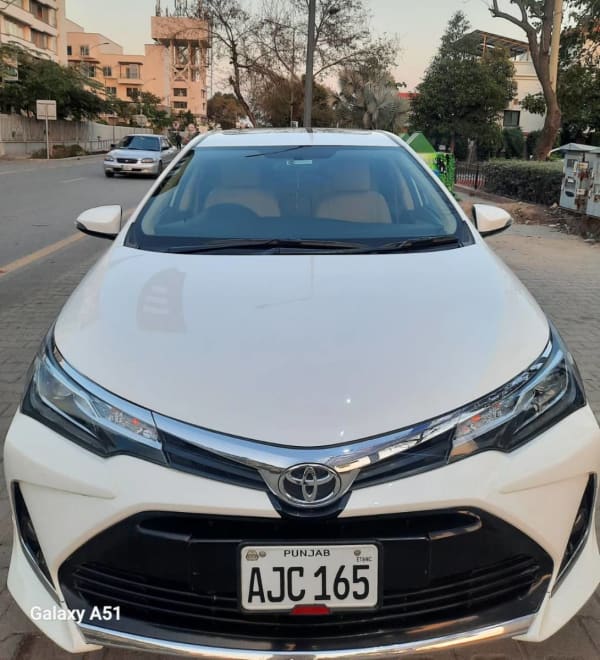 Rent Toyota Altis Special Edition 2026 in 1st Floor, E 249 Gulistan Colony Walton Road, Lahore, Punjab - CAR.LO PK