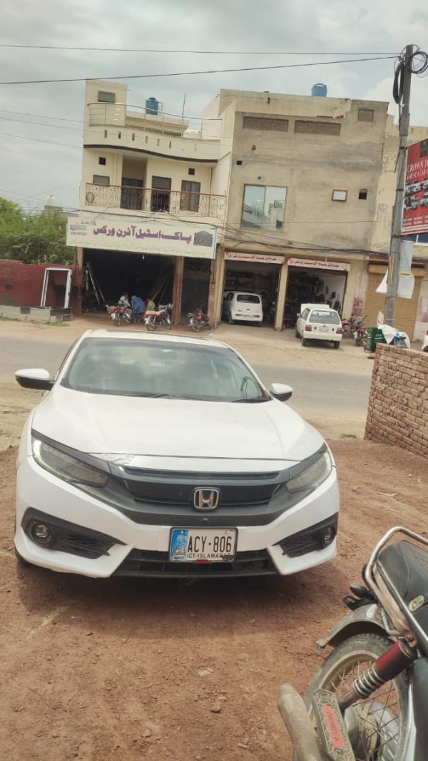 Rent Honda Civic X 2021 in Northern Bypass, Link Buch Road, Near BJ Marquee, Basti Mehmood Kot, Multan, Punjab 60700, Pakistan Crown Rent a car Multan, Multan, Punjab - CAR.LO PK